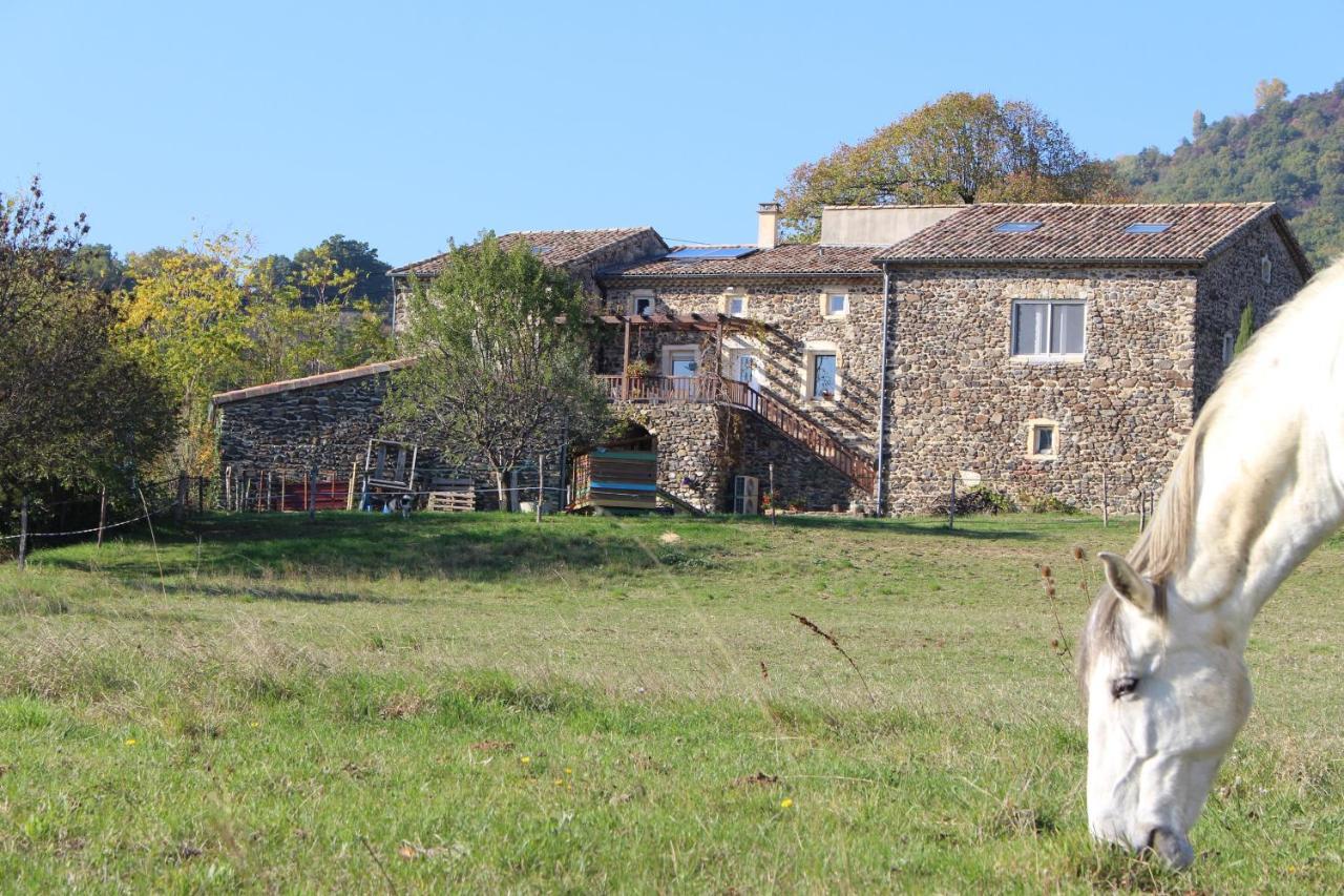 L'Attrape Reve Saint-Vincent-de-Barres Exterior foto