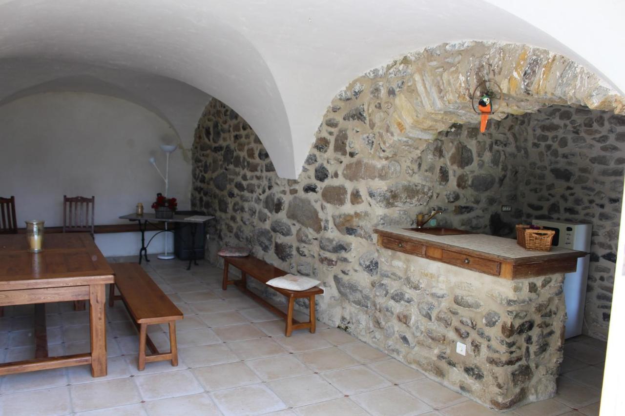 L'Attrape Reve Saint-Vincent-de-Barres Exterior foto