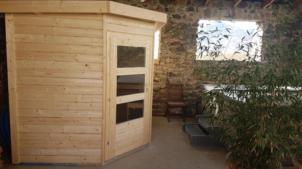 L'Attrape Reve Saint-Vincent-de-Barres Exterior foto